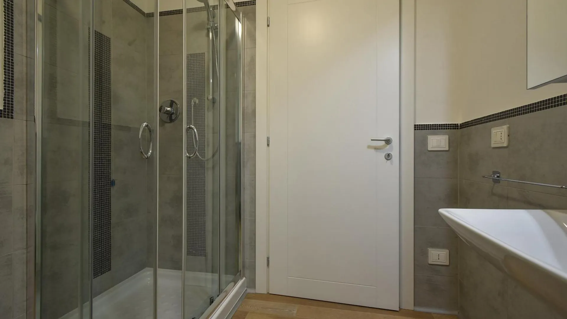 Welc-Om Padova Santa Sofia Apartment 0*,  Italy